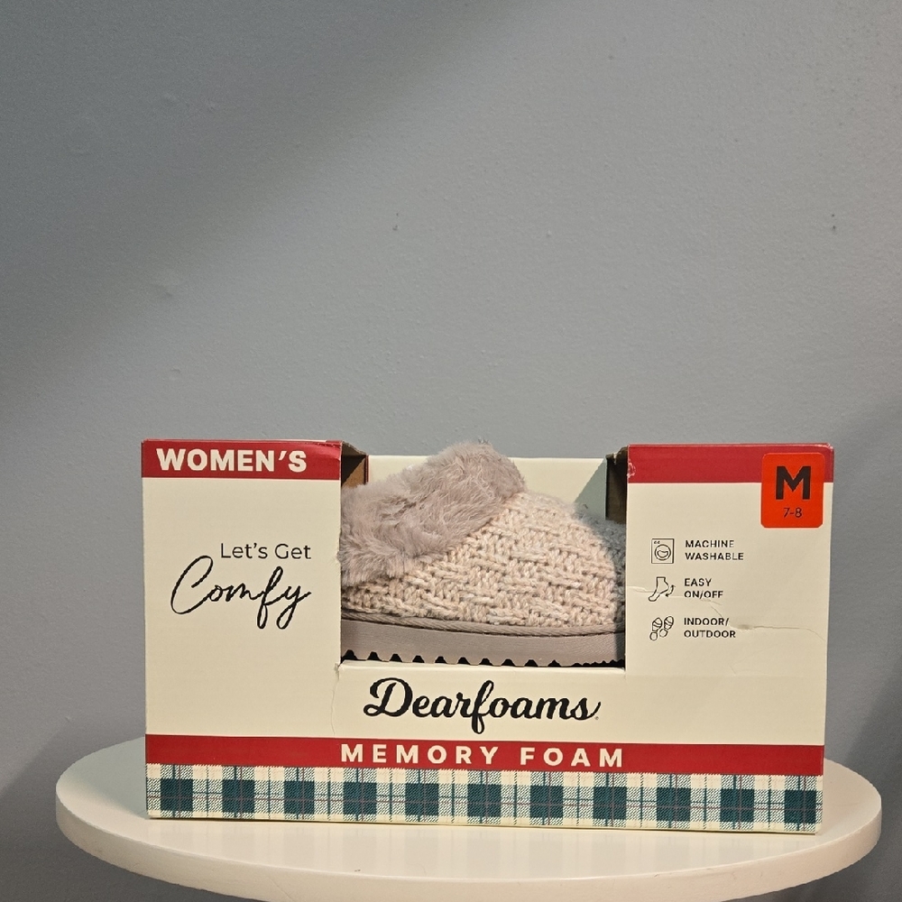 Dearfoams Women's Cream Knit Slippers
